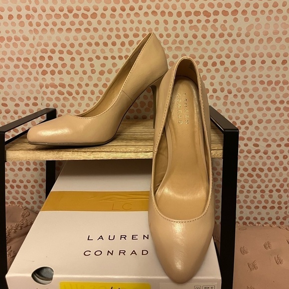 LC Lauren Conrad Blossom Women's Dress Heels - Picture 1 of 8